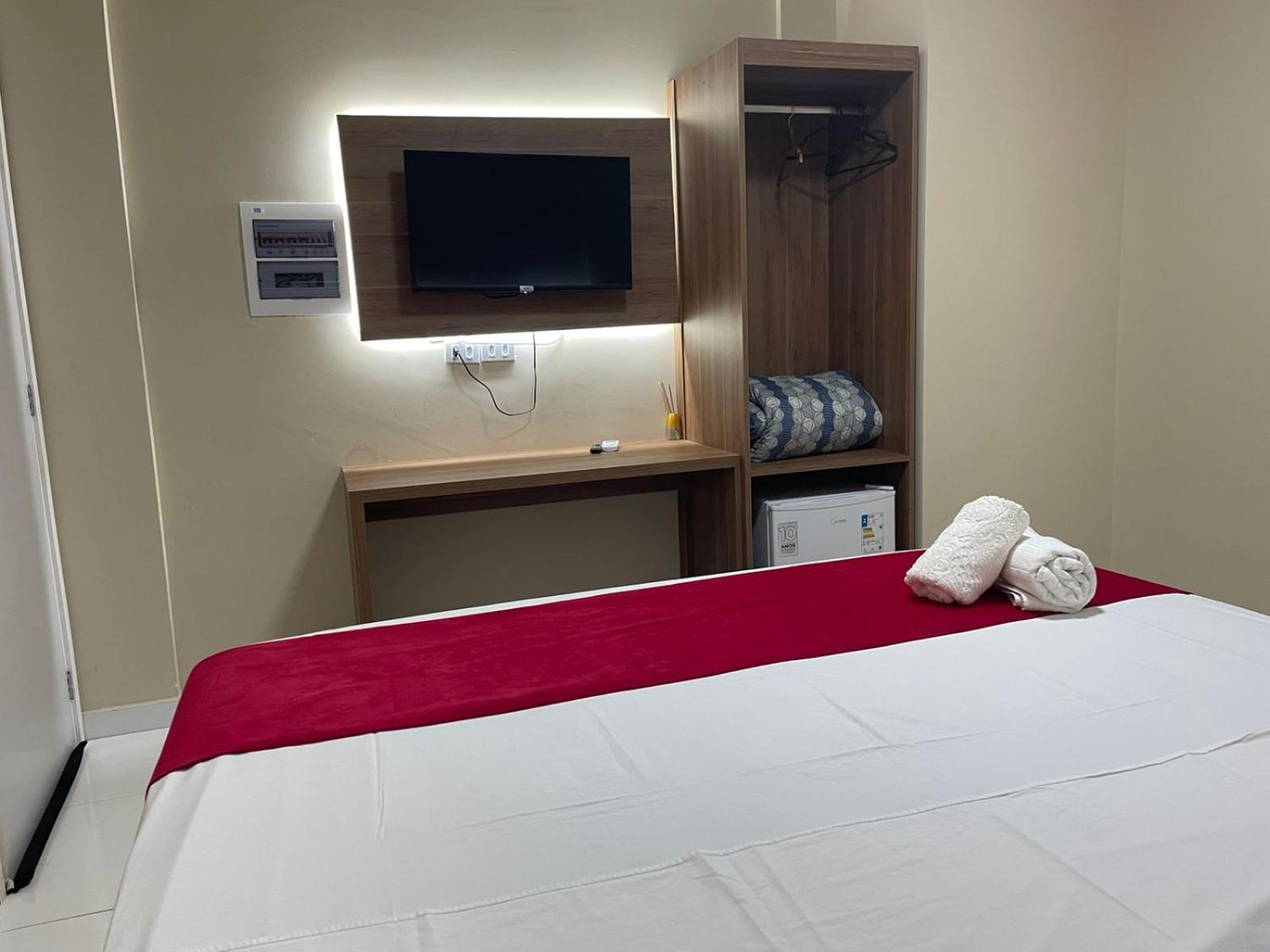Hotel La Sierra Бодокена Екстериор снимка
